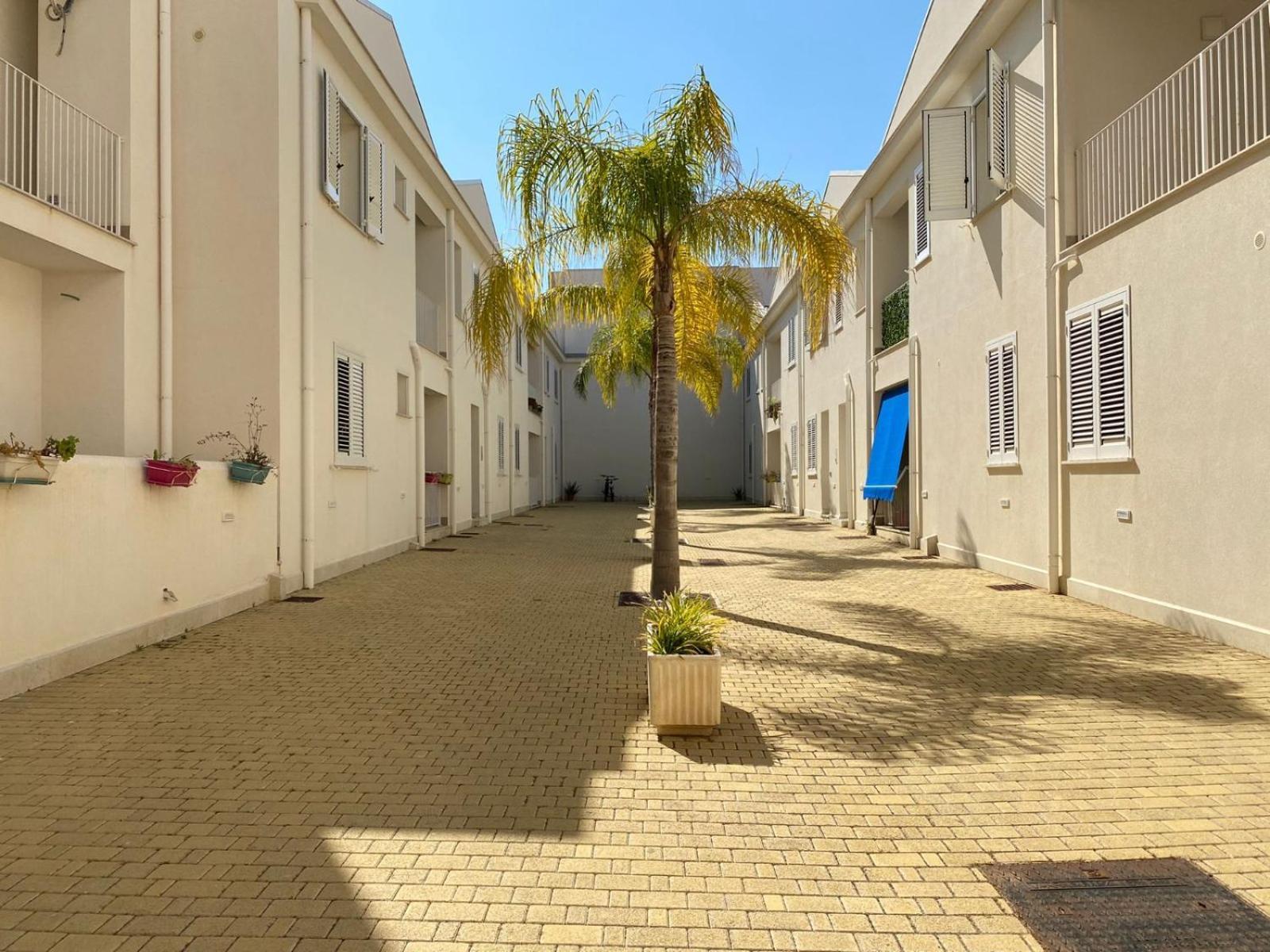 Casa Vacanza "Fortuna" Balestrate Exterior photo